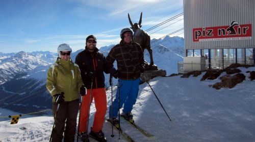 Die Sedruner Skicrew auf ihrem Spontan-Ausflug ins Engadin
