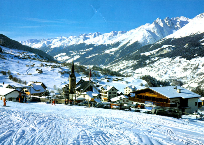 Postkarte Obersaxen, gestempelt 1979 (Geiger, Flims-Waldhaus)
