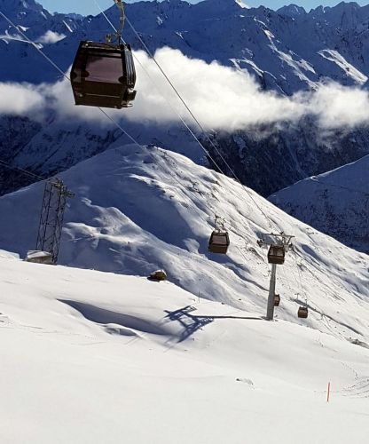 10er-Gondel Oberalppass-Schneehüenerstock, 1. Dezember 2018 (Foto: zvg)
