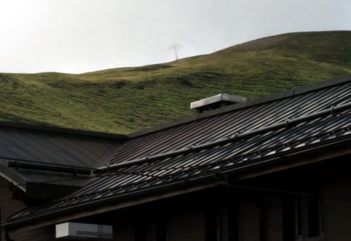 Zoom auf eine neue Stütze von der Scheidegg aus
