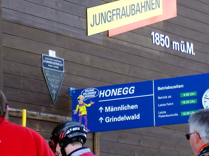 Talstation Honegg/Arven, März 2006
