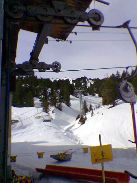 Honegg, April 2006
