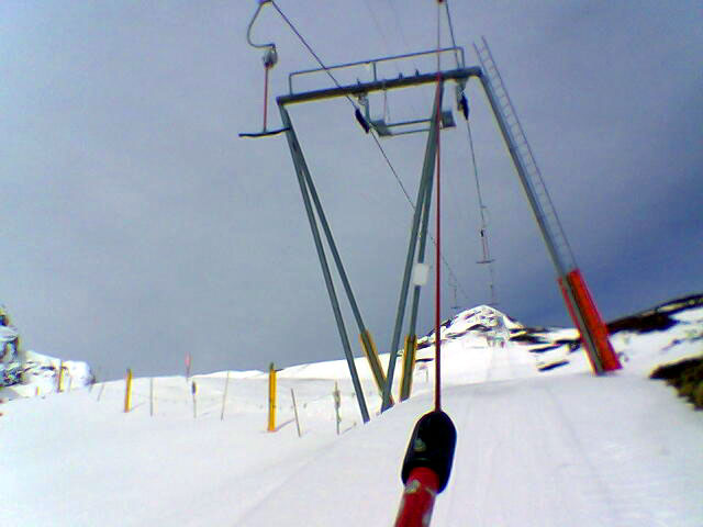 Honegg, April 2006
