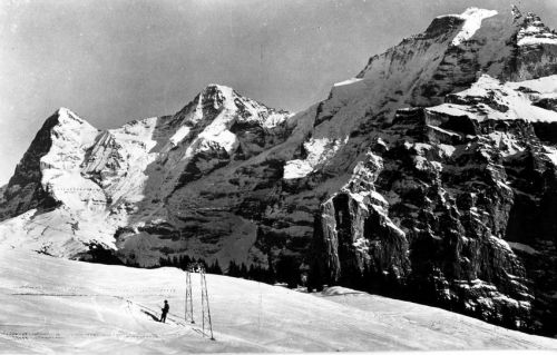 Postkarte Mürren, ca. 1950er-Jahre (Archiv [url=http://skilift-nostalgie.ch]Jakob Schuler[/url])

