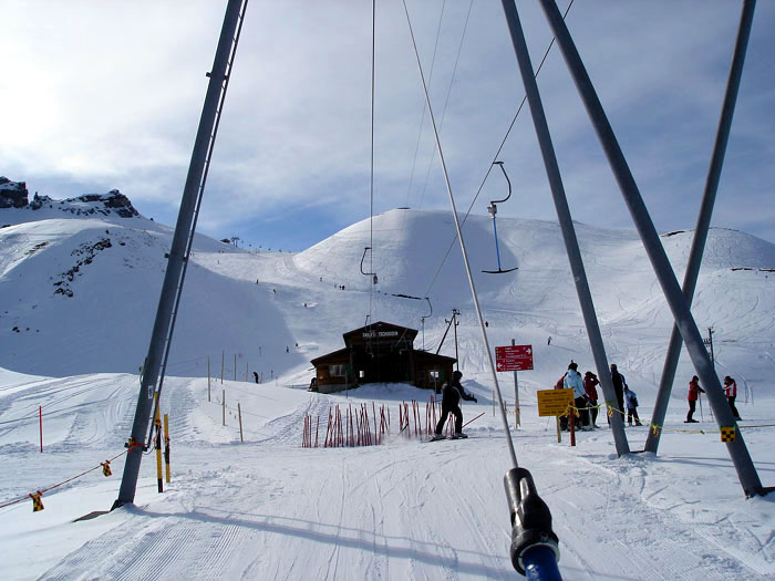 Bergstation Skilift Tschuggen, März 2006
