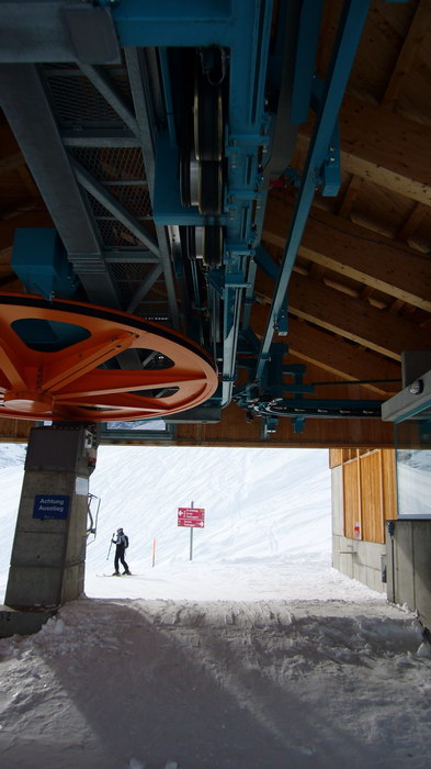 Bergstation Sesselbahn Gummi, Januar 2008
