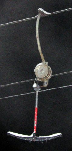 Röhrs/WBB-Gehänge am Röti-Lift. [url=http://www.jacomet.ch/themen/skilift/album/thumbnails.php?album=7]Mehr Bilder von tagsüber hier![/url]
