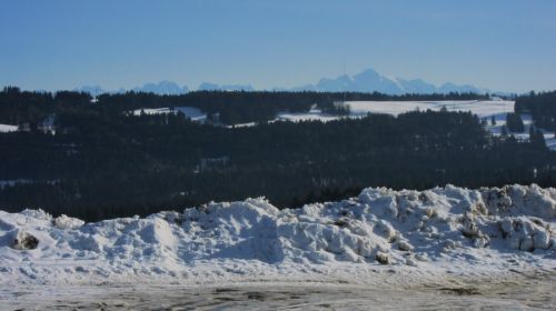 Schon vom Parkplatz aus sieht man den Mont Blanc
