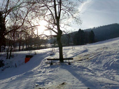 Bänkli auf der Piste 
