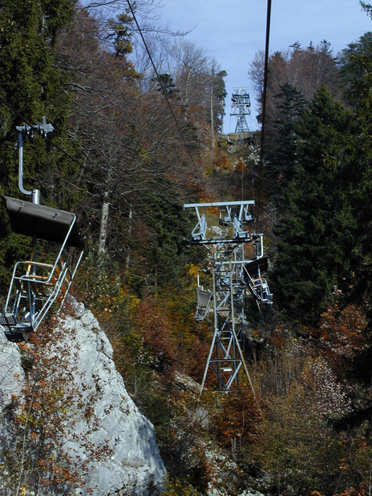 Oktober 2000 - [url=http://www.nzz.ch/2006/10/28/il/articleekolk_1.71236.html]NZZ-Zeitungsartikel zum Weissenstein vom Oktober 2006 hier abrufbar[/url]
