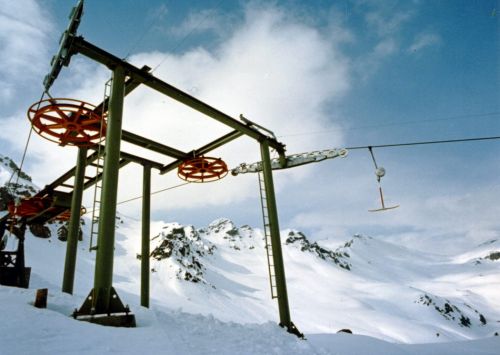 Bergstation Skilift Mot da Ri, ca. Mitte 1970er-Jahre (Archiv WSO Oetwil / Nachlass W. Städeli)
