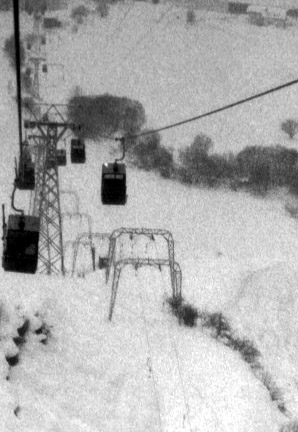Skilift Rachögna, Februar 1986 - der benzinbetriebene Lift von 1958 (Tebru oder WSO) stand bis 1964 auf der Motta Naluns und war der erste Lift da oben
