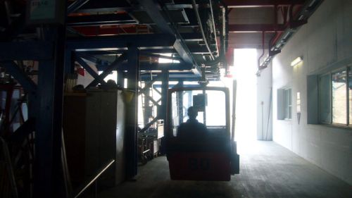 Neue Habegger-Gondelbahn (Habegger mit Giovanola-Klemmen, rot), Talstation, 25. März 2007
