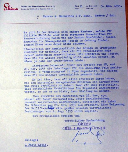 Seite 2 des Briefs - es bleibt unklar, wie die Faktenlage ist. Aufhorchen lässt zumindest die Aussage, dass Monn/Decurtins die Anlage offenbar nicht beim Kanton haben anmelden lassen, da sie "ja nahe der Urner-Grenze" stehe...
