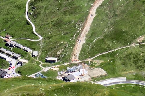 Bau der Sesselbahn Alpsu, 8.8.2016 (Bild: hj)
