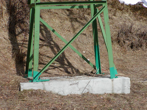 März 2005

