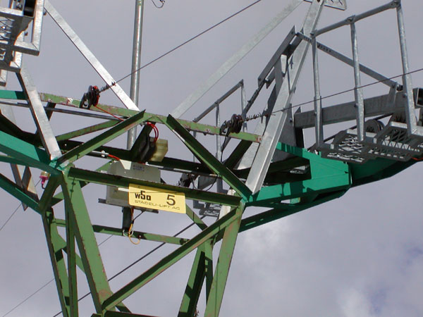 März 2005
