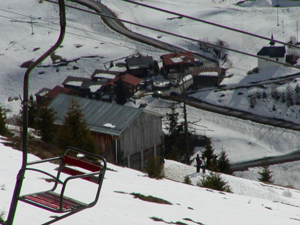 März 2005
