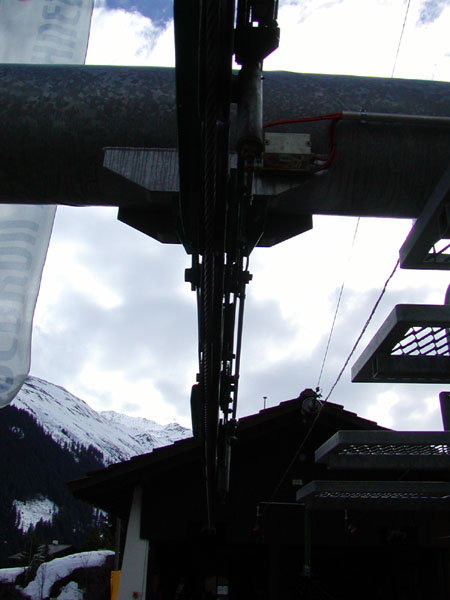 März 2005
