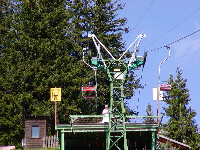 September 2005
