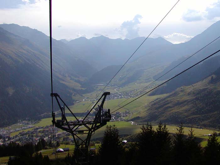 September 2005
