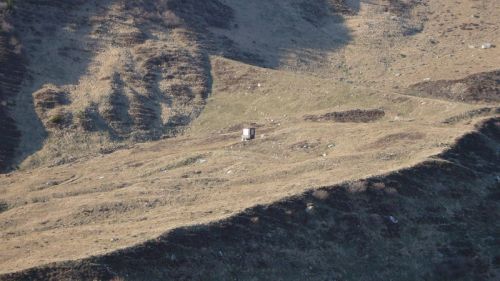 Aussicht nach Valtgeva: Bergstation des früheren Skiliftes Drun

