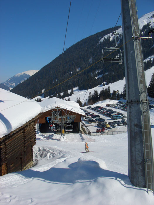 März 2006
