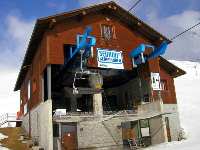 April 2006
