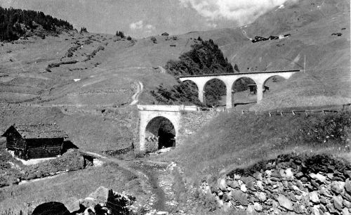 Dieni in einer Zeit, bevor es Skilifte im Tal gab - vermutlich 1940er-Jahre
