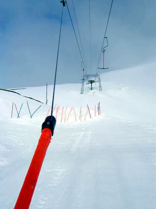 April 2006
