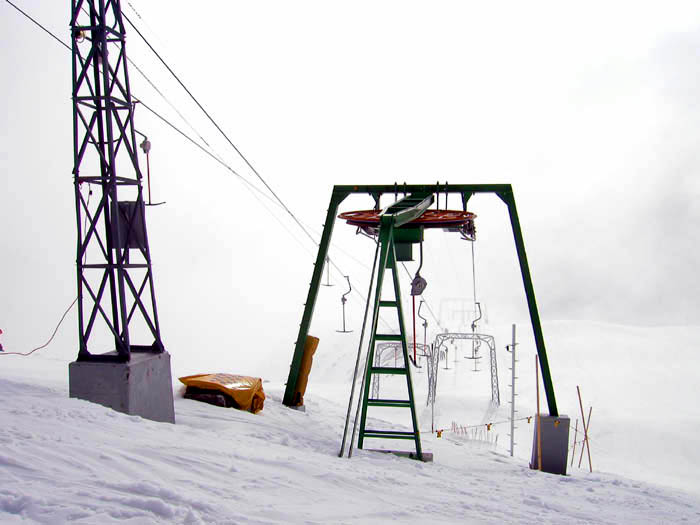 April 2006
