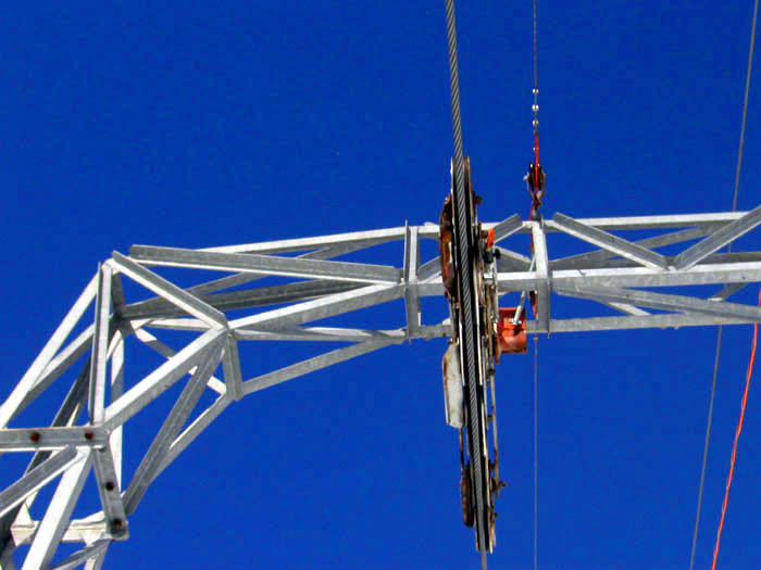 April 2006
