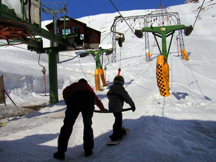 April 2006
