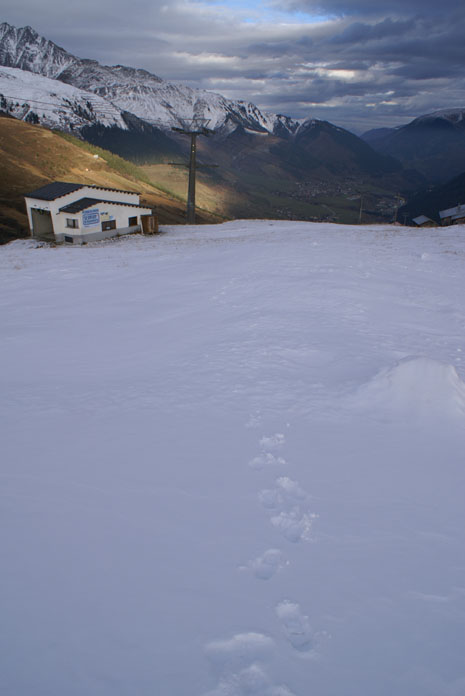 November 2006, mit Kunstschnee
