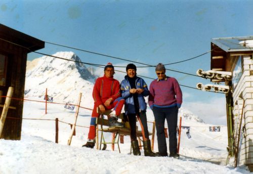 Tegia Gronda, ca. 1971: Placi Caduff, Wendelin Monn, Gion Benedetg Deflorin
