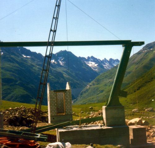 Bau Skilift Val Val, Sommer 1980 - [url=http://www.jacomet.ch/themen/skilift/album/thumbnails.php?album=29]mehr dazu hier[/url]
