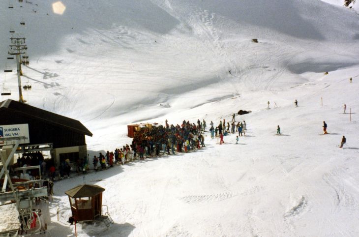 19890303-valval-schlange.jpg