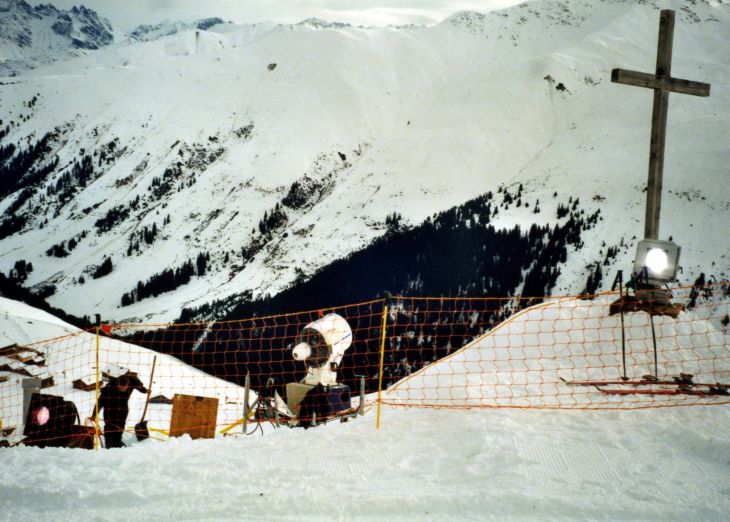 20001212-milez-02_04.jpg