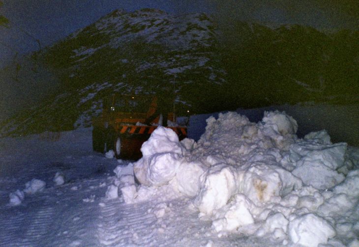 20020105-schneeschieberei_04.jpg