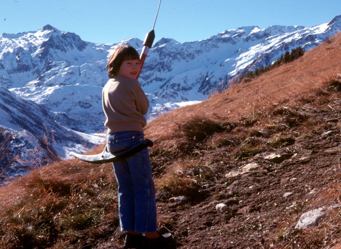 Betreiber dieser Galerie mit [url=http://www.jacomet.ch/themen/skilift/album/displayimage.php?album=23&pos=4]bereits mit grauenvoller About-a-Boy-Frisur[/url], November 1978
