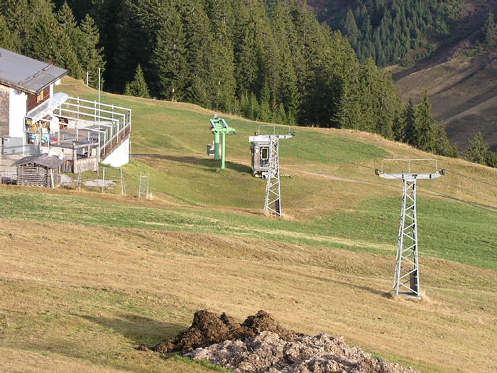 Talstation neben dem Restaurant Planatsch (November 2005)
