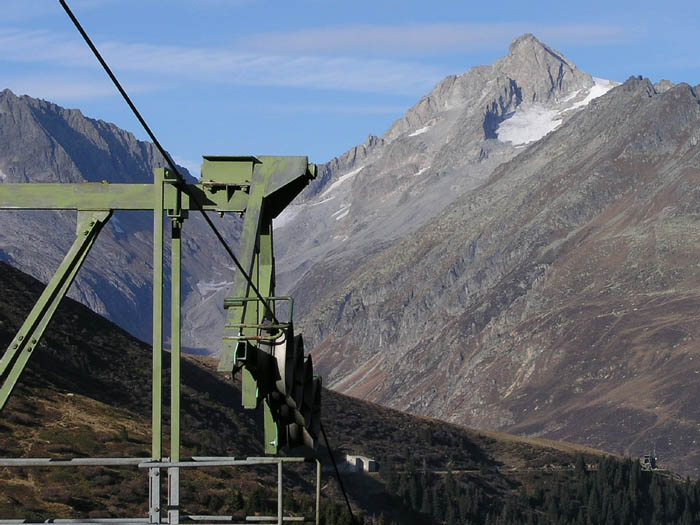 Stütze 4 und Oberalpstock
