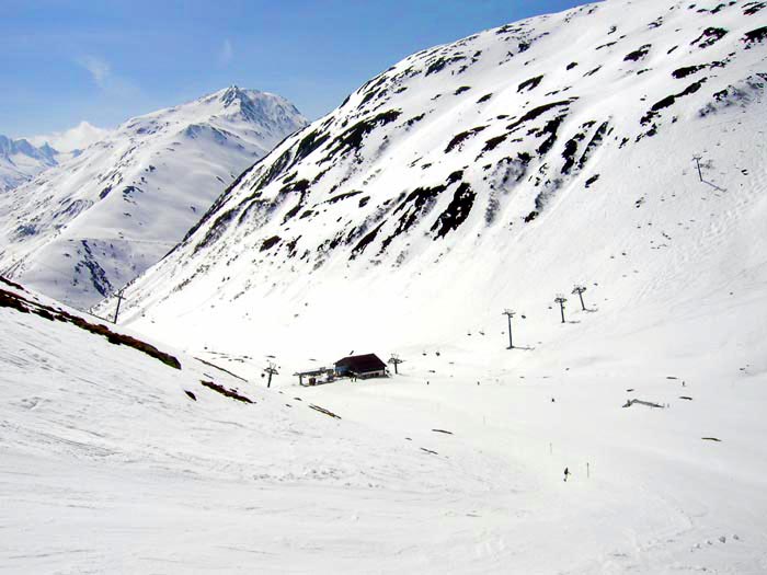 April 2006
