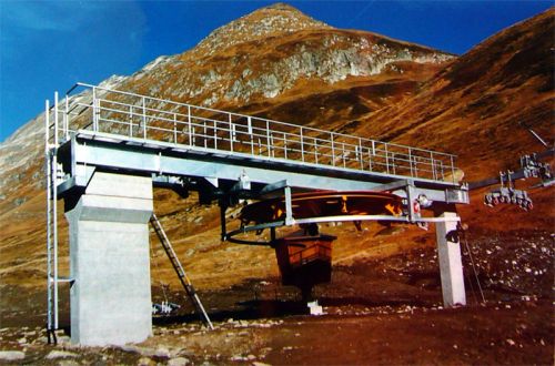 Die frischgebackene Sesselbahn nach Cuolm Val (Archiv Talstation Val Val)
