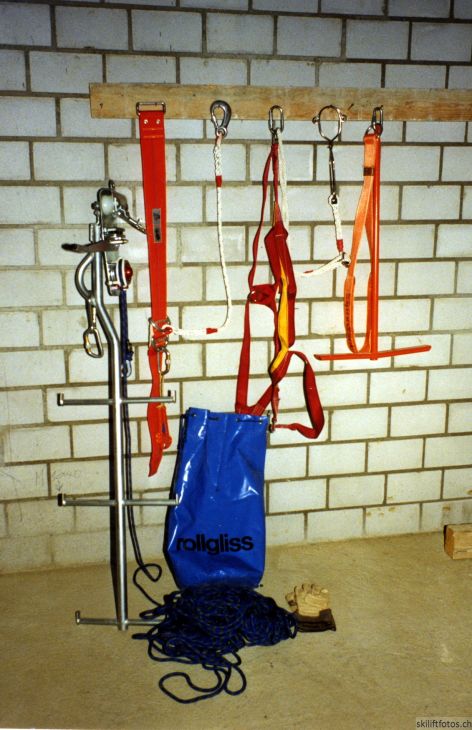 19890201-valval-rettungszeug-01.jpg
