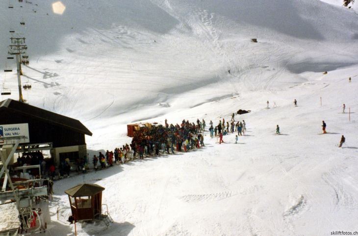 19890303-valval-schlange.jpg