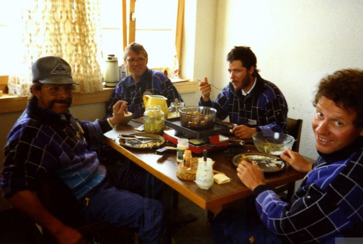 19900303-valval-vivian-03_01.jpg