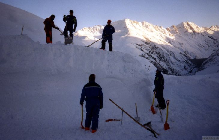 19940205-valval05.jpg