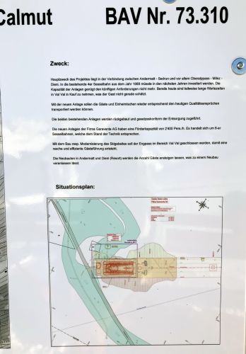 Pläne der neuen kuppelbaren Sesselbahnen, die im Sommer 2025 gebaut werden (Foto vom Januar 2025)
