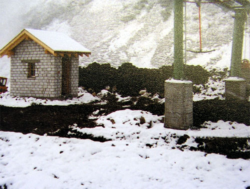 Skilift Val Val - Cuolm Val kurz nach der Fertigstellung, Herbst 1980 (Archiv Bergbahnen Sedrun)
